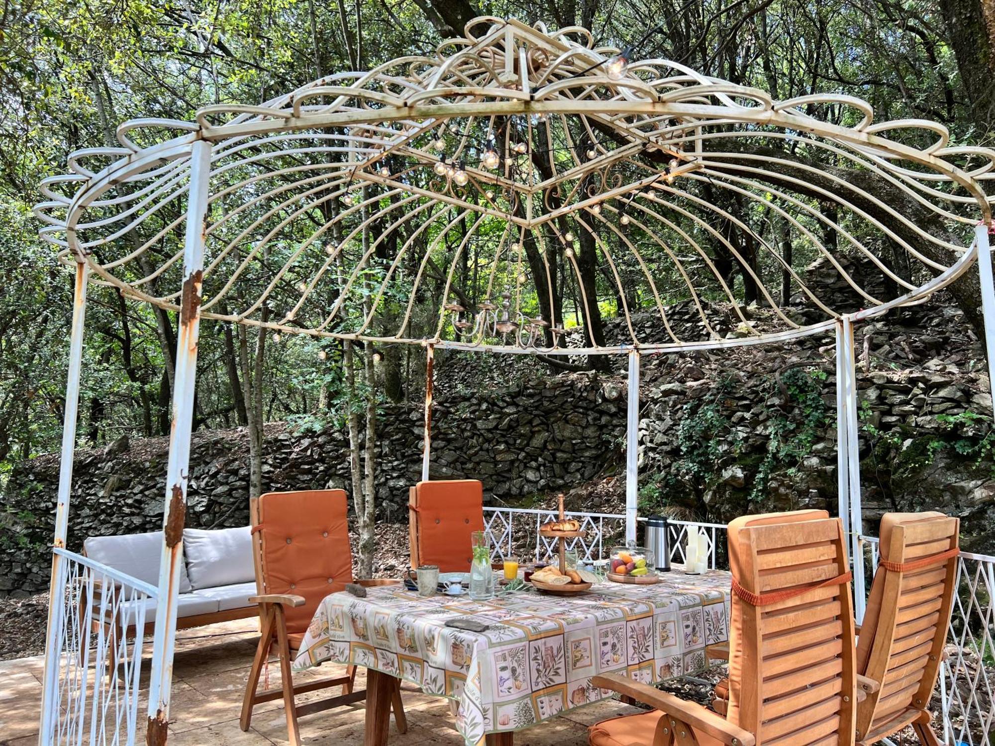 Les Magnels Bed & Breakfast Valleraugue Exterior foto